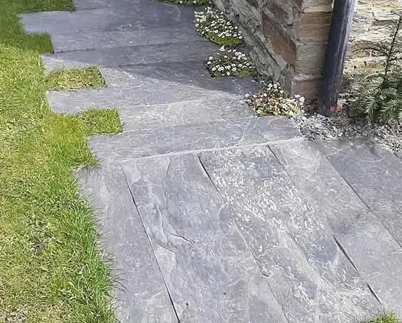 Dalles de Schiste Belge Sciées pour sol – Gezaagde  Belgische Leisteen Schist Platen voor vloer